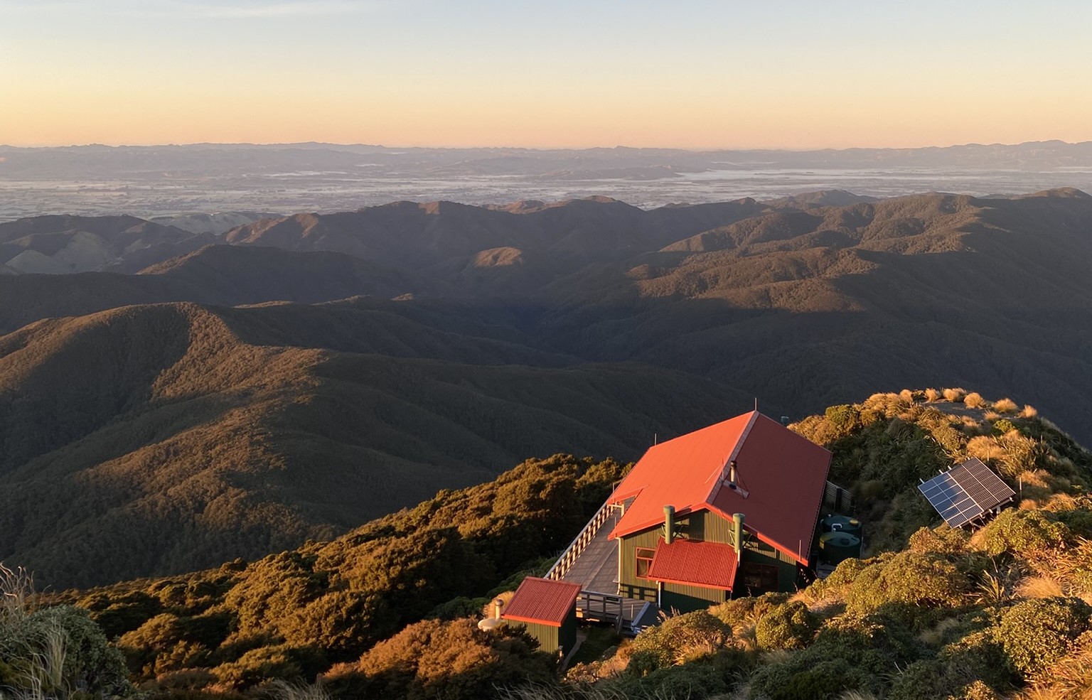 Overnighter to Powell Hut – A His ‘n Hers Adventure